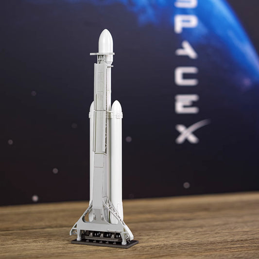 1:300 Scale SpaceX Falcon9 Falcon Heavy with KSC-39A Painted Rocket Model
