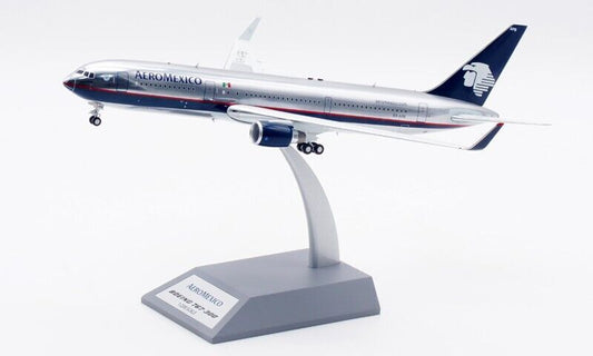 1:200 28CM InFlight AEROMEXICO BOEING 767-300ER Passenger Airplane Diecast Model