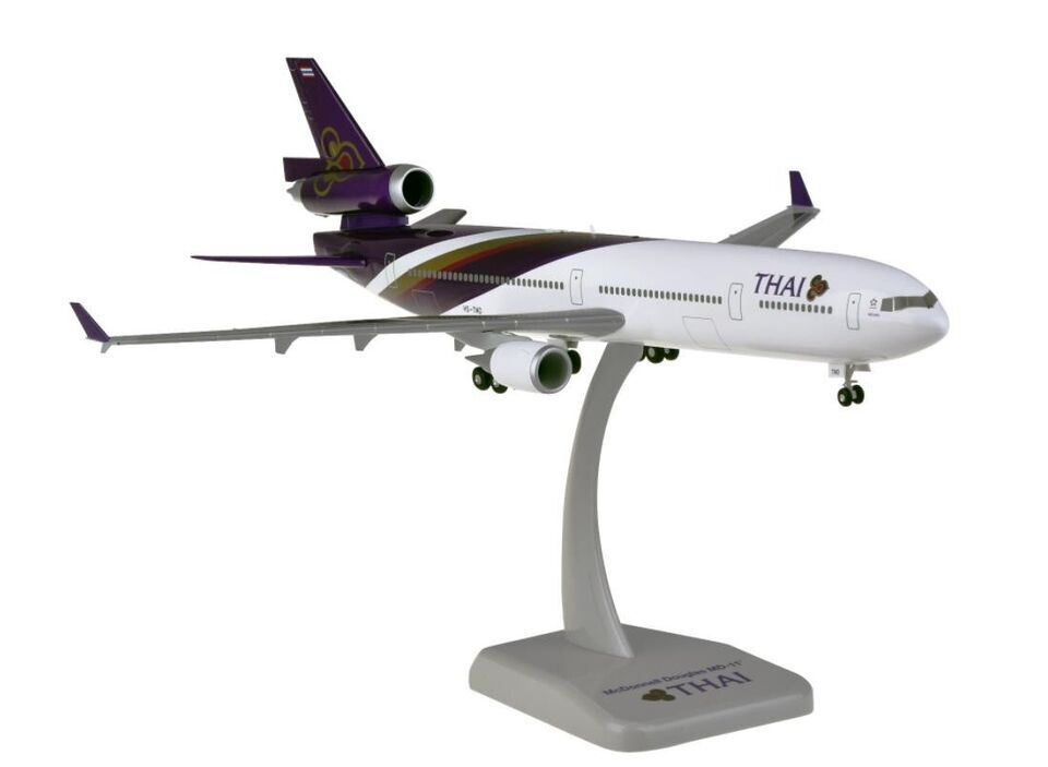 1:200 31CM Hogan THAI McDonnell Douglas MD-11 Passenger Plane ABS Plastic Model