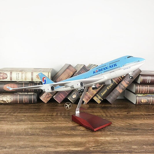 47CM 1:150 KOREAN AIR BOEING 747-400 Airplane Landing Gears Resin Plane Model