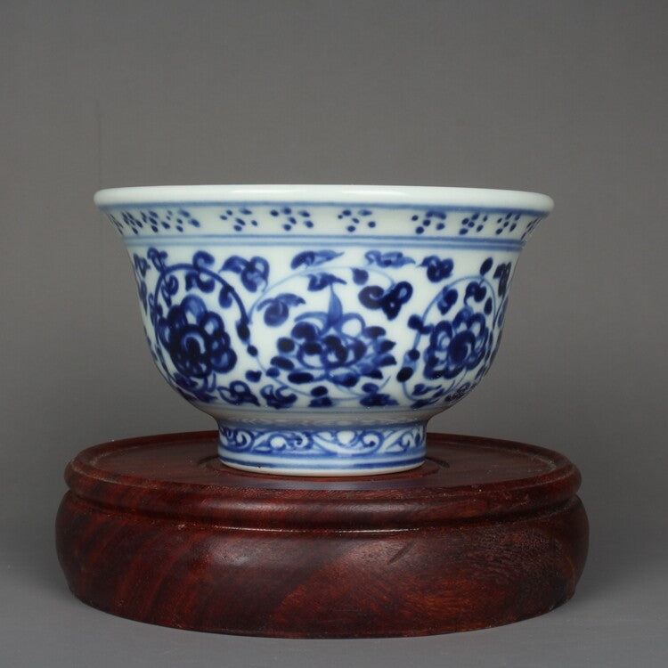3.6" Chinese Blue and White Porcelain 120ML Twine Lotus Flower Branch Teacup Cup