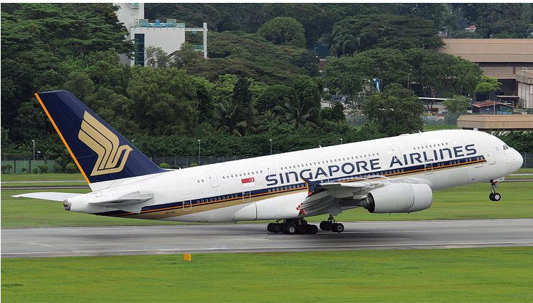 1:400 Phoenix Singapore Airlines Airbus A380 9V-SKL Airplane Diecast Model