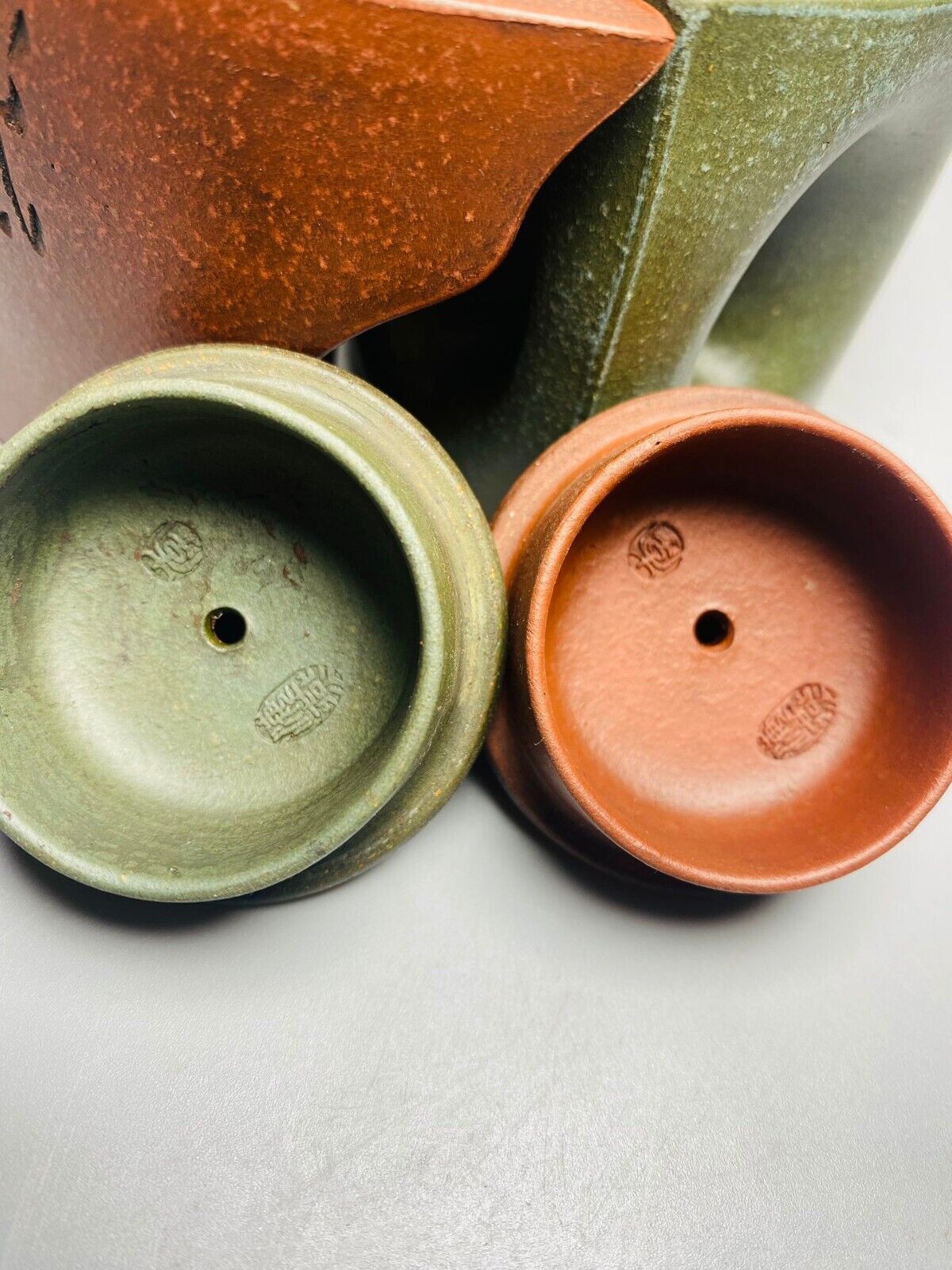 Chinese Yixing Zisha Clay Handmade Exquisite Teapot (阴阳八卦 底款:李海燕)