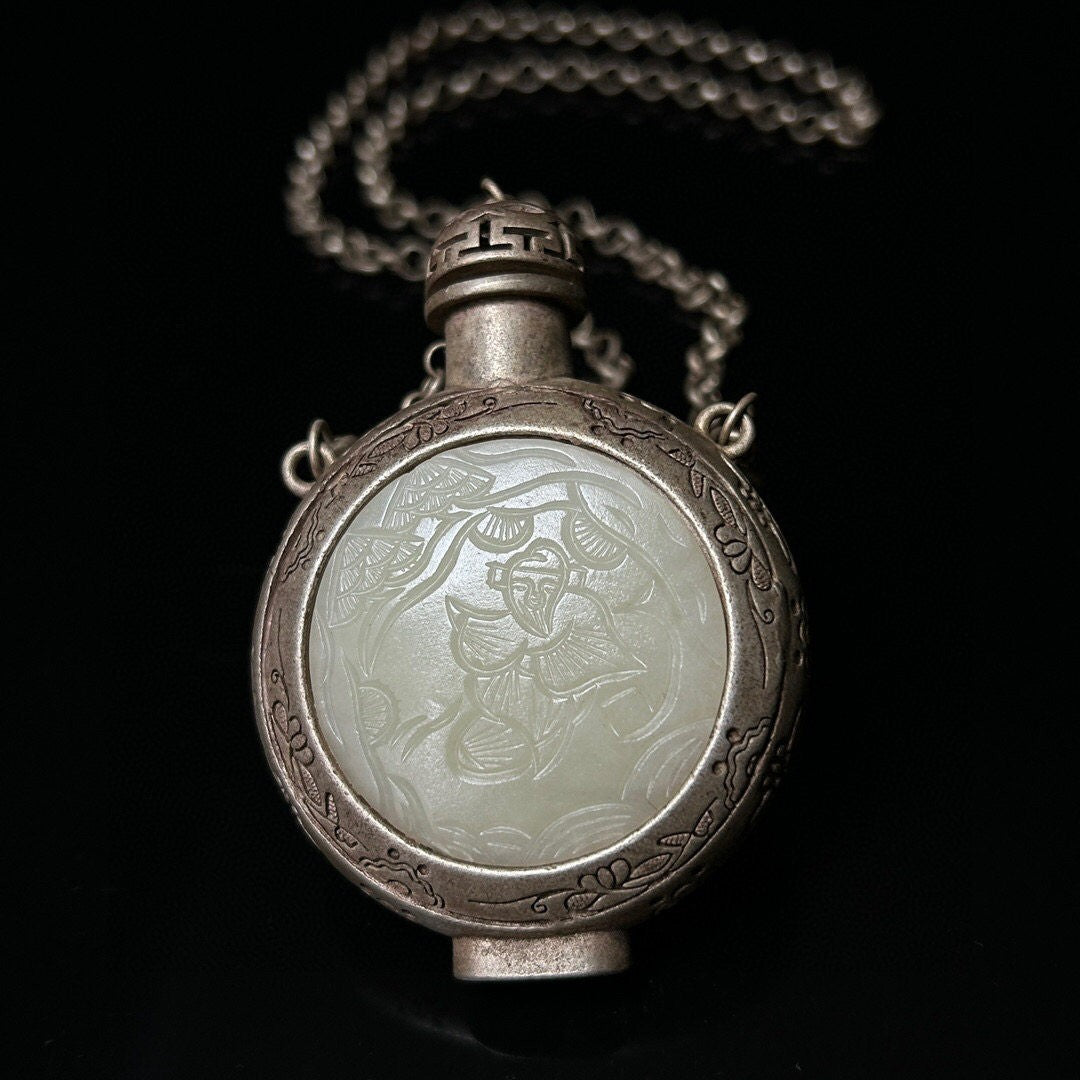 China Tibetan Silver Inlay Jade People Snuff Bottle Sachet Amulet Necklace