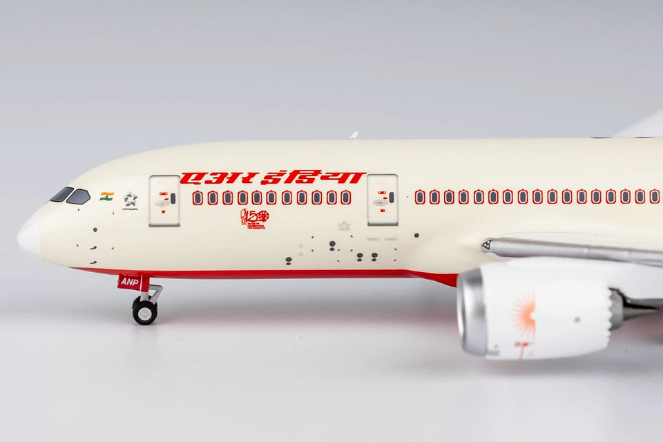 1:400 NG Model AIR INDIA BOEING 787-8 Passenger Airplane Diecast Aircraft Model