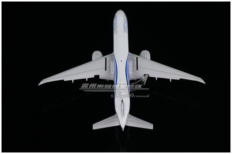 1:400 JC Wings BOEING 777-300ER Passenger Airplane Flap Down Diecast Plane Model