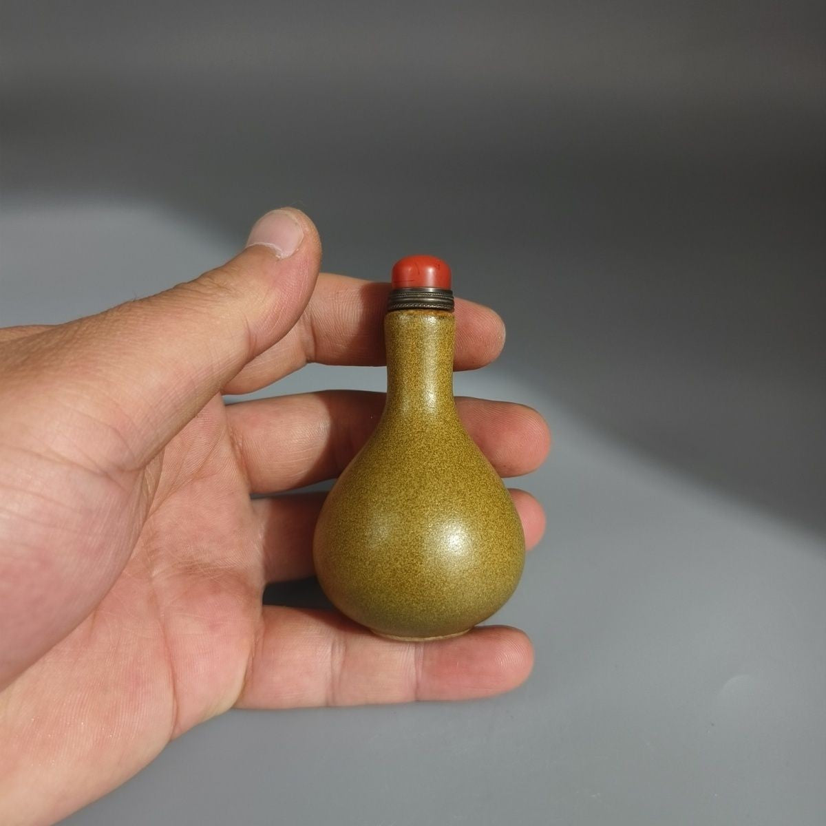 Chinese Tea Dust Glaze Porcelain Snuff Bottle 8cm Qing Style Collectible