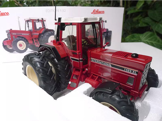 1:32 SCHUCO CASE International 1455 XL Tractor Farm Machine Diecast Model