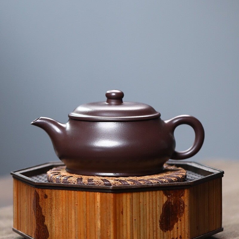 Chinese Tea Pot Handmade Master Pot 140ml Real Yixing Zisha Purple Clay Pot New