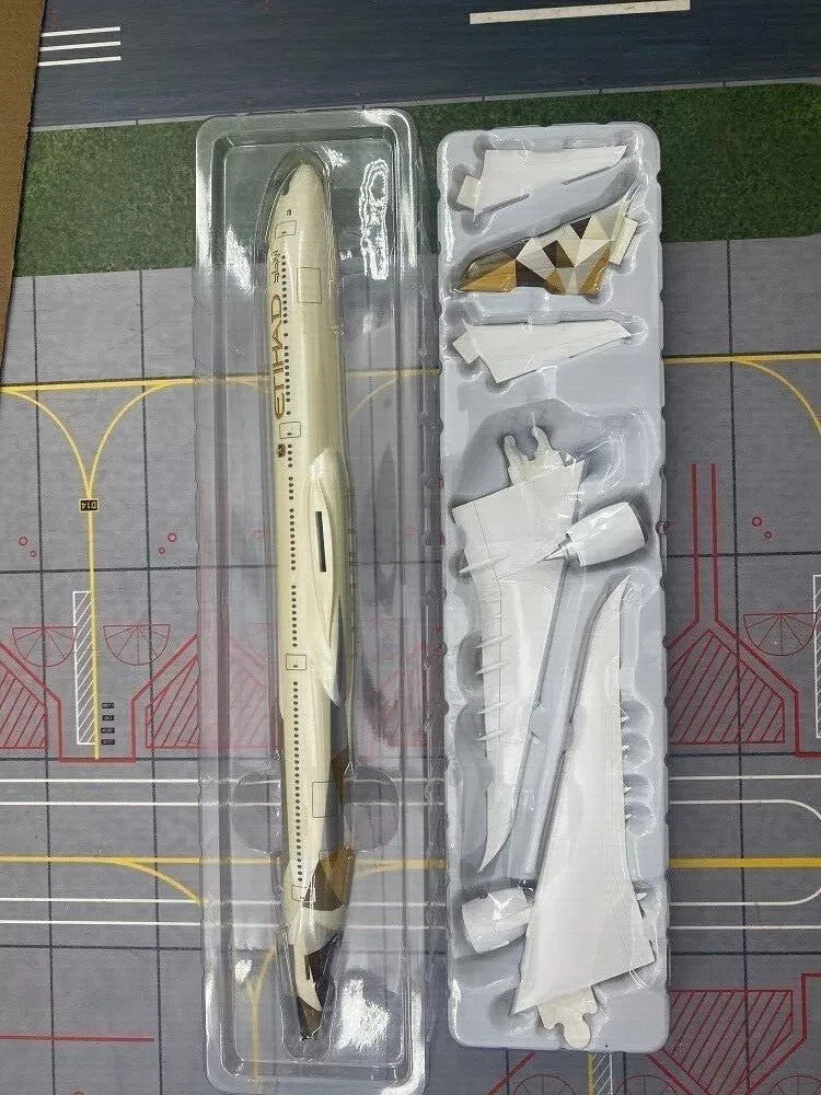 39CM 1:200 Hogan Etihad Airways Boeing 777-9X Passenger Plane ABS Plastic Model