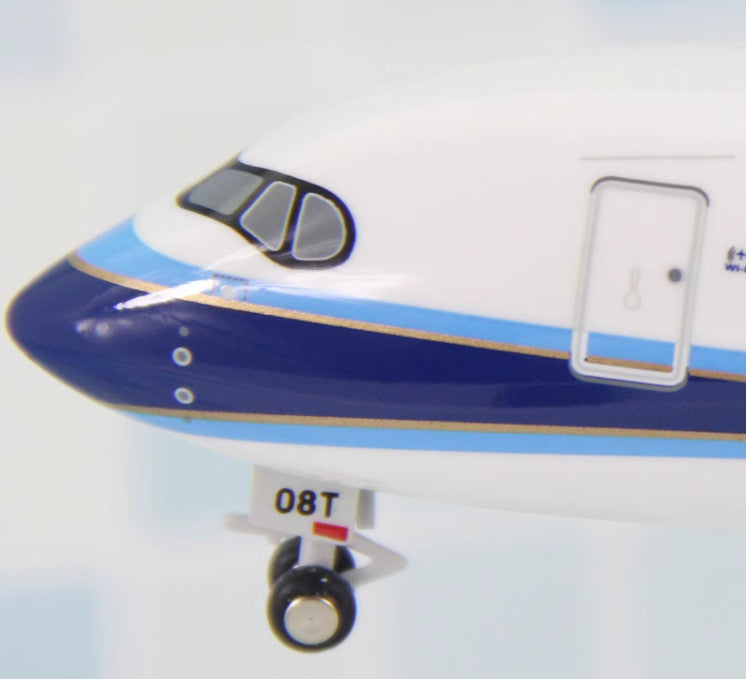 1:200 34CM RISESOON CHINA SOUTHERN AIRBUS A350-900 Airplane ABS Plastic Model
