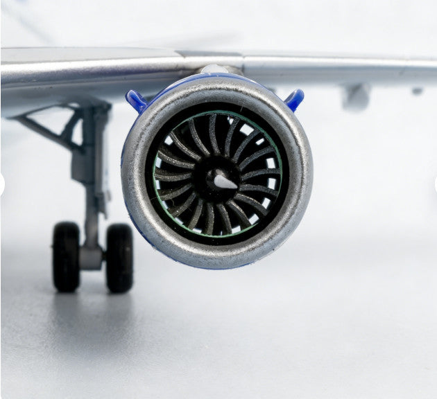 1:200 Geminijets United Airlines Airbus A321neo N14502 Airplane Diecast Model