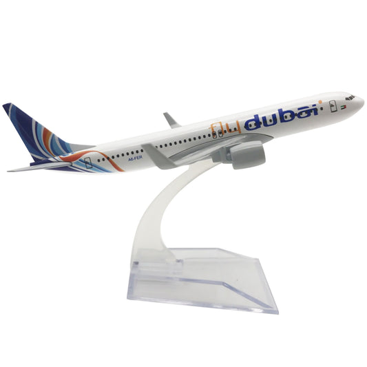 1/400 Scale Dubai Airplanes B737 Model Airplane Diecast Alloy Plane With Stand