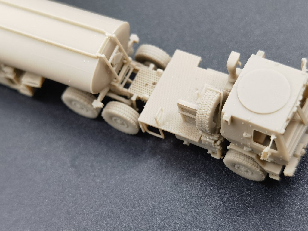 1/144U.S. Army FMTV Series M1088 Tanker 3D Printed Model (Unpainted Painted DIY)