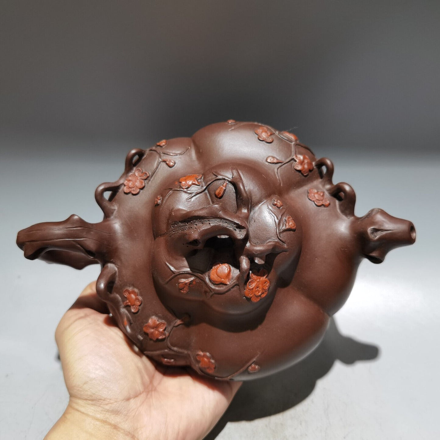 Chinese Yixing Zisha Clay Handmade Exquisite Teapot(梅桩壶 低款:蒋蓉)