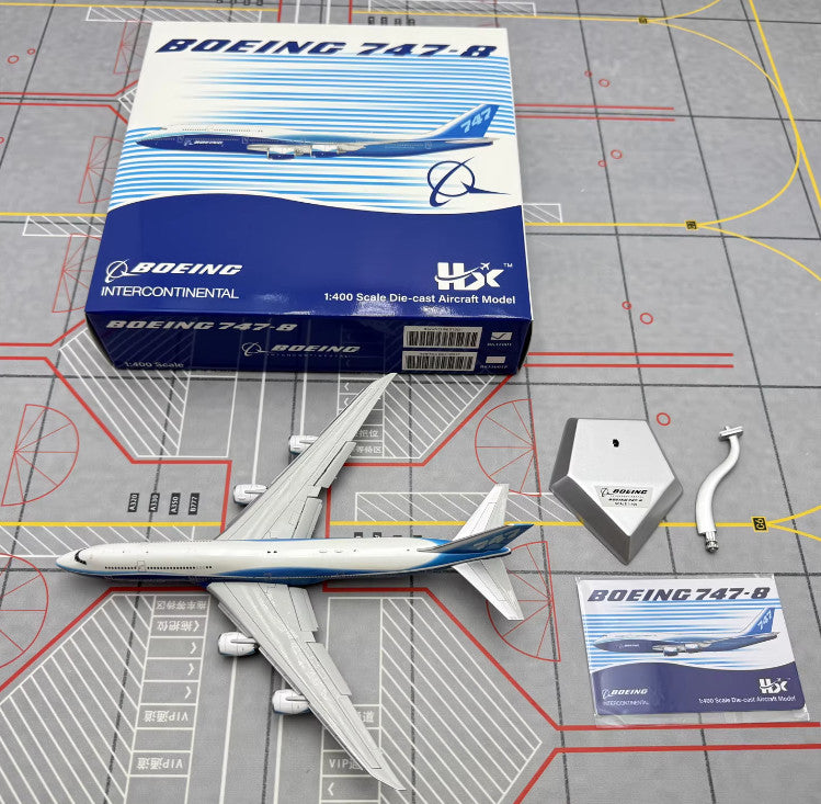 1:400 HX Models BOEING 747-8 Flap Down Passenger Airplane Diecast Aircraft Model