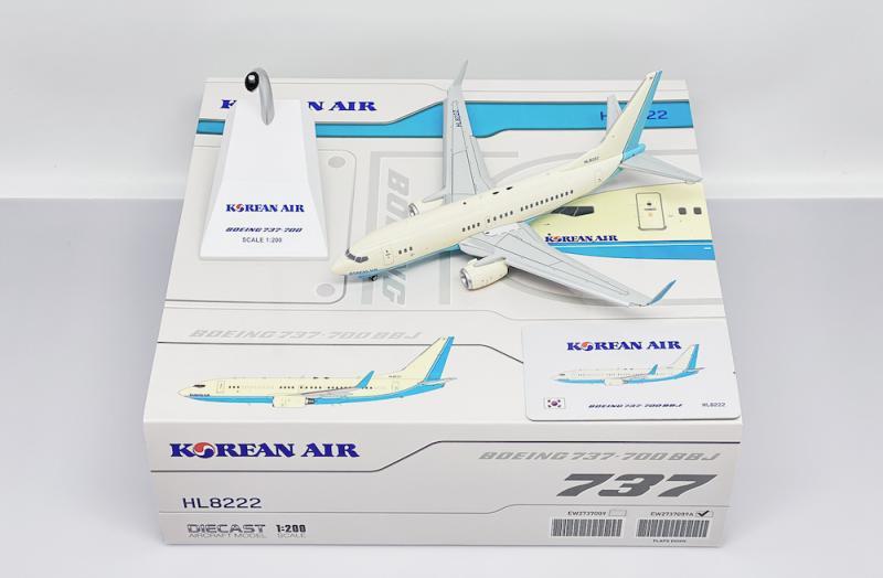 1:200 JC Wings KOREAN AIR BOEING B737-700BBJ Flap Down Airplane Diecast Model
