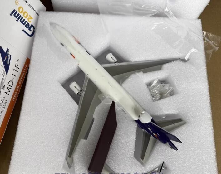 1:200 GeminiJets FedEx EXPRESS McDonnell Douglas MD-11F Airplane Diecast Model