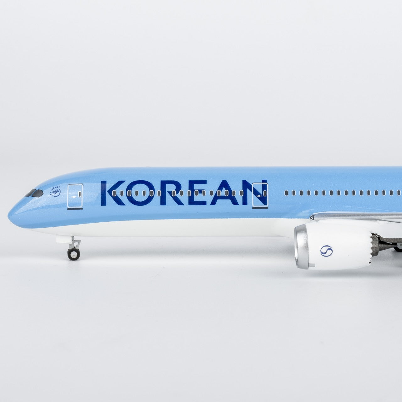 1:400 NGmodels Korean Air Boeing 787-10 Passenger Airplane Diecast Plane Model