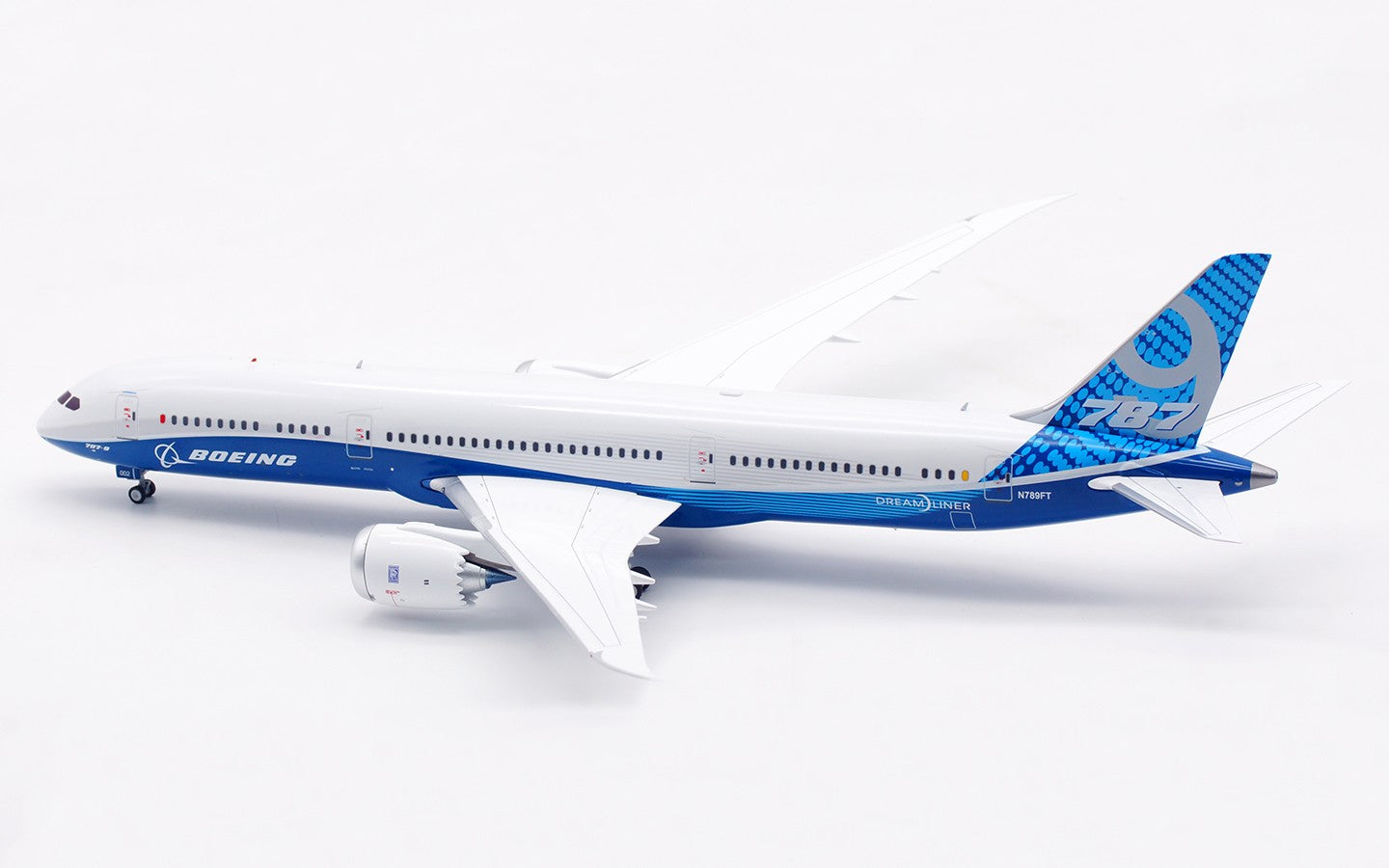 1:200 InFlight BOEING B787-9 N789FT Passenger Airplane Diecast Aircraft Model