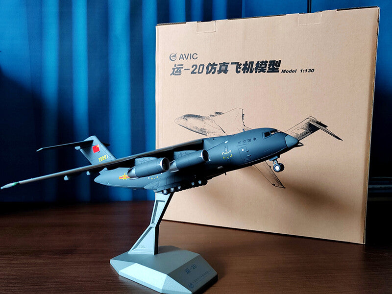 1:130 38CM AVIC China Y-20 Transport Aircraft Plane Diecast Airfreighter Model