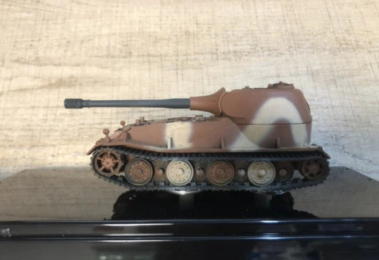 72081B 1/72 German Lion Heavy Tank VK7201K Finished Model