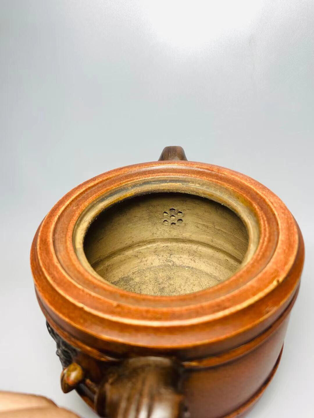Chinese Yixing Zisha Clay Handmade Exquisite Teapot(汪寅仙 品名 双色桃子壶)