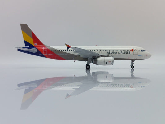 1:200 JC Wings Asiana Airline AIRBUS A320-200 Airplane Diecast Aircraft Model