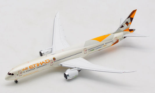 JC Wings Etihad Airways For Boeing 787-10 A6-BMI Flaps Down 1/400 Aircraft Model