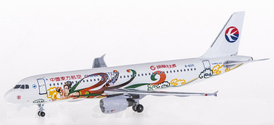 1:400 AeroClassics CHINA EASTERN AIRBUS A320 Passenger Airplane Diecast Model