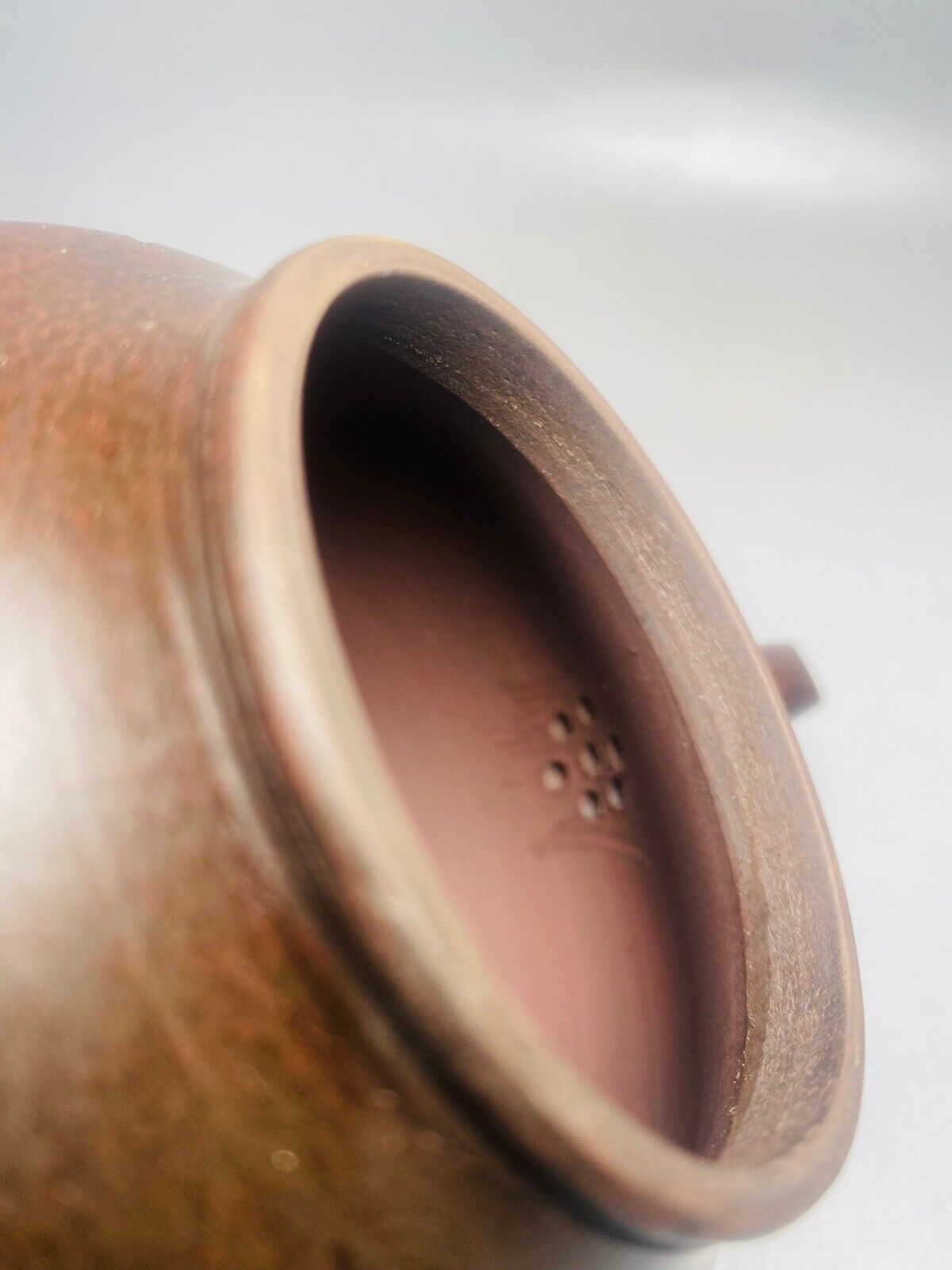 Chinese Yixing Zisha Clay Handmade Exquisite Teapot (秋水 底款:如图)