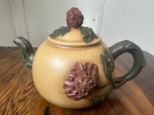 Chinese zisha (purple sand) Yixing flower teapot replica