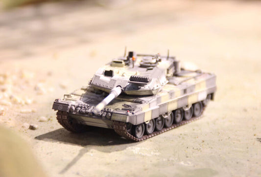 1:72 German Leopard 2A7 Urban Combat Camouflage Painted Tank Model Collection 1: