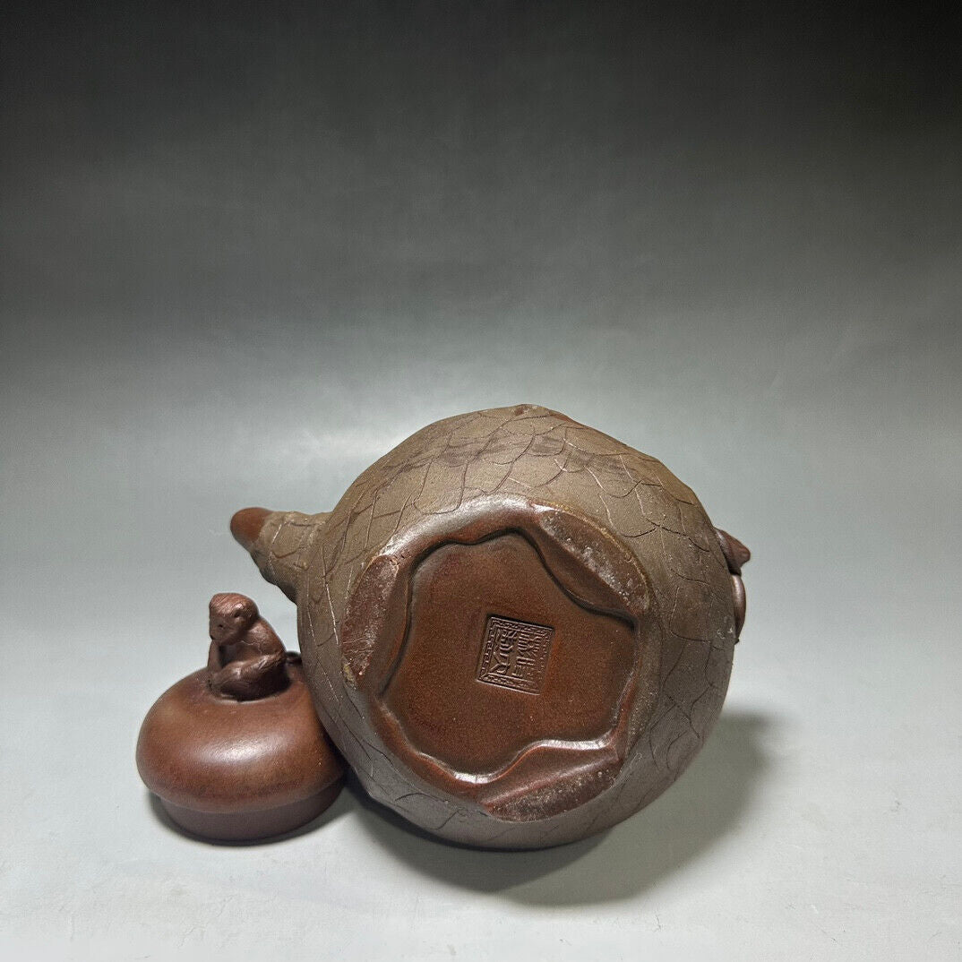 Chinese Yixing Zisha Clay Handmade Exquisite Teapot(五代封侯 底款:时大彬)
