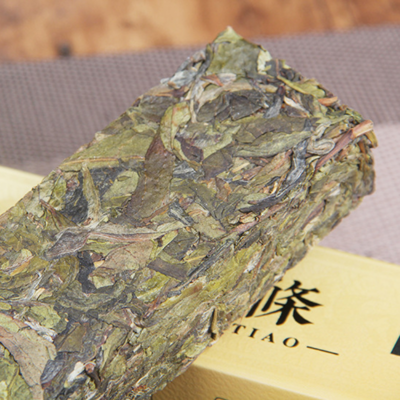 Brown Old Banzhang Cha Tea 300g Puerh TeaAncient Tree Tea Yunnan Tea Column