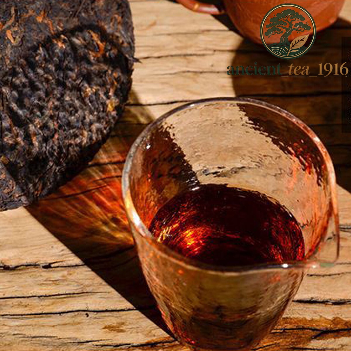 357g Premium Yunnan Pu Erh Tea Cake Wild Mountain Black Tea