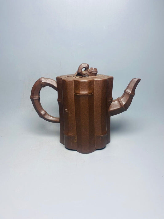 Chinese Yixing Zisha Clay Handmade Exquisite Teapot (一捆住 底款:婉芬)