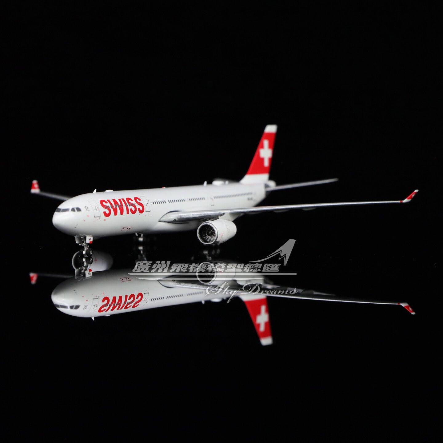 1:400 Phoenix SWISS AIRBUS A330-300 Passenger Airplane Diecast Aircraft Model