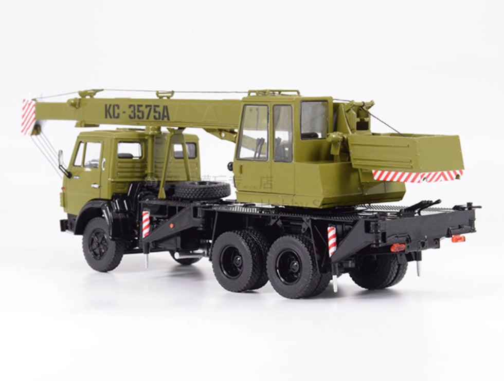 1:43 SSM Kamaz 6x4 KS-3575A(53213) Mobile Truck Crane Machine Diecast Model
