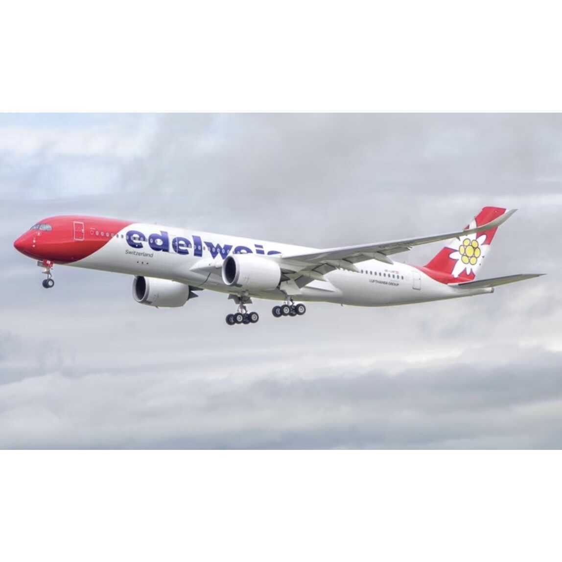1:400 Phoenix Edelweiss Air Airbus A350-900 Airplane Diecast Aircraft Model