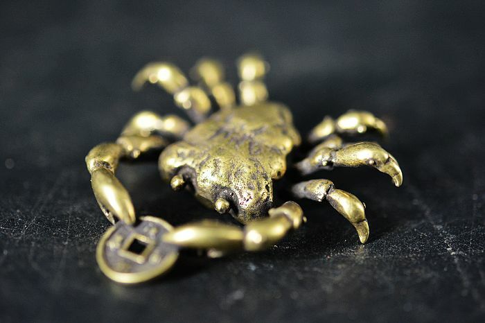 Brass Antique Treasure Crab Small Ornament Tea Pet Pendant Statue Collected