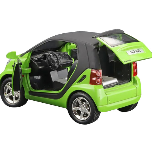 1:32 Green Pull-Back Model Toy Car Boys/Girls Birthday/Christmas/New Year Gift