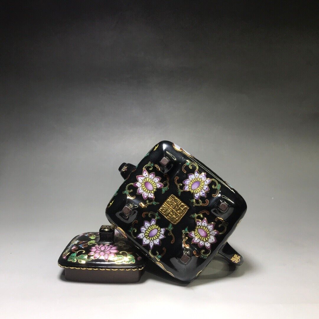 Chinese Yixing Zisha Clay Handmade Exquisite Teapot (四方雅韵 底款:陈涛手制)