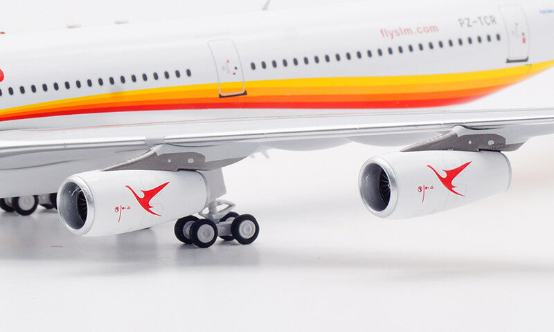 1:200 32CM InFlight SURINAM AIRWAYS AIRBUS A340-300 Airplane Diecast Plane Model