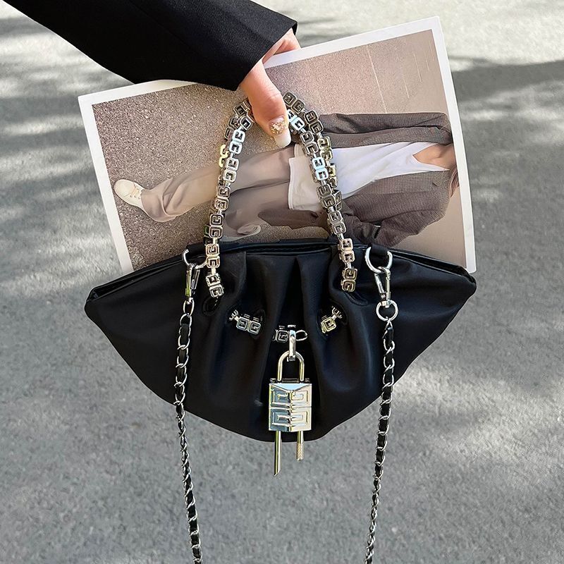 Small Bag Cloud Bags Summer Popular Personality Chain Messenger Shoulder Purses