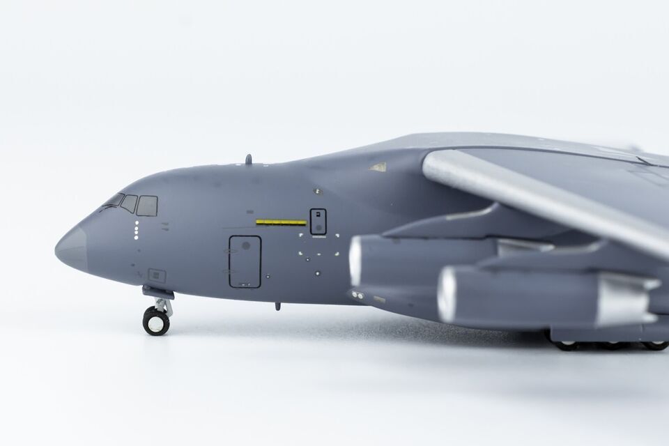 1:400 NG Model PLAAF Y-20 11157 Passenger Aircraft Diecast Airplane Plane Model