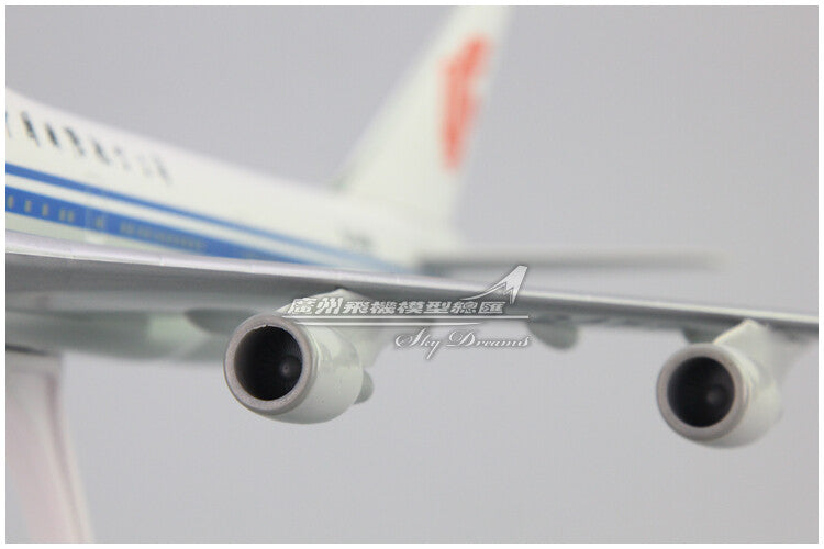 1:200 35CM AIR CHINA BOEING 747-400 Passenger Plane ABS Plastic Aircraft Model