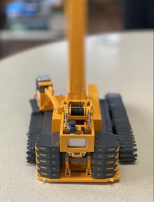 XCMG 1:50 XGC220T TELESCOPIC CRAWLER CRANE Construction Equipment Diecast Model