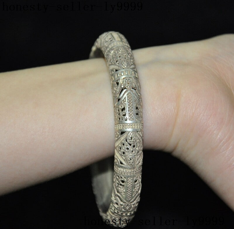 old Chinerse Tibetan silver jewelry Bracelet bangle wristlet circlet wristband