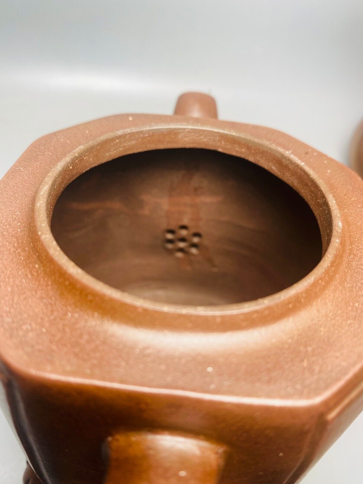 Chinese Yixing Zisha Clay Handmade Exquisite Teapot (威震四方 底款:施小马)